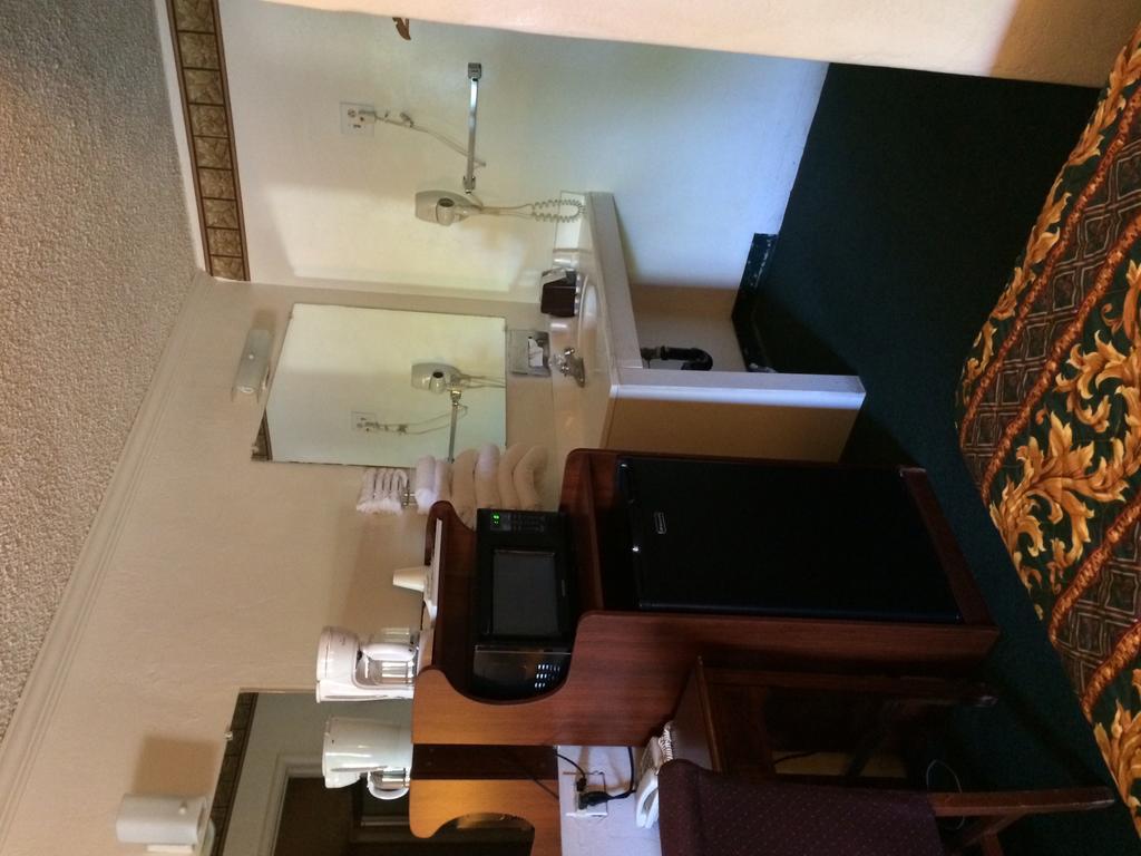 Townhouse Motel Sanger Zewnętrze zdjęcie